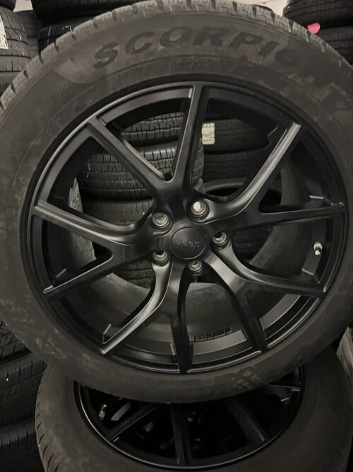 Räder Jeep Gran Cherokee SRT 20 Zoll Komplettsatz